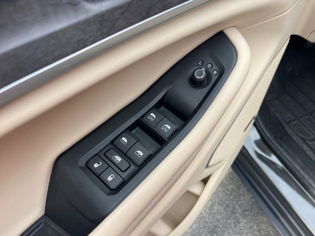 Used 2021 Jeep Grand Cherokee L Limited image 8