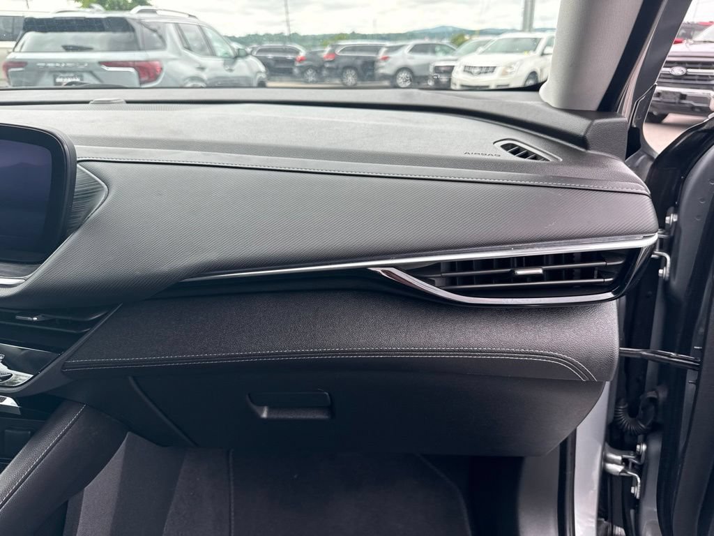 Used 2024 Buick Envision Preferred AWD/4WD image 17