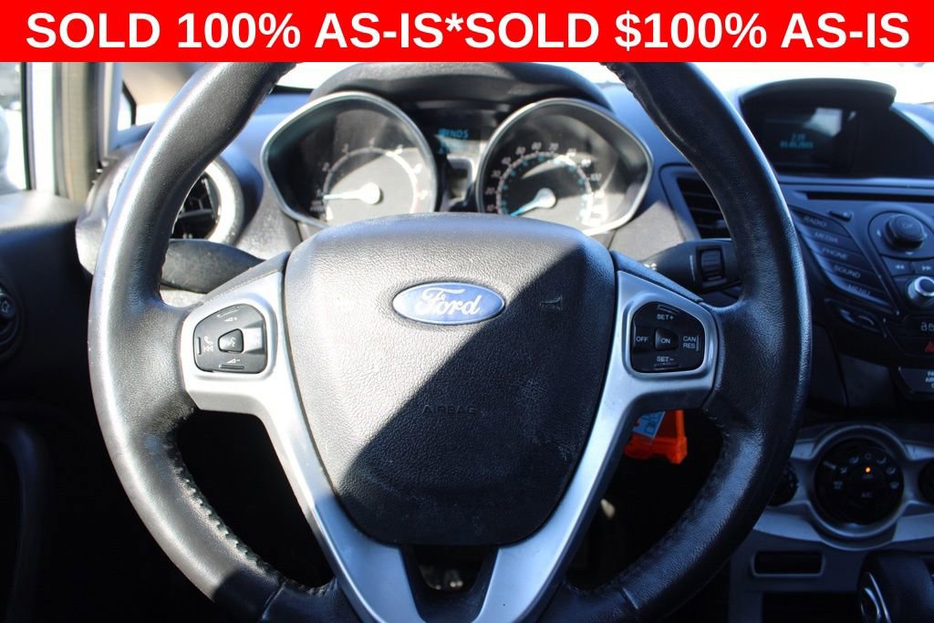 Used 2015 Ford Fiesta SE image 25