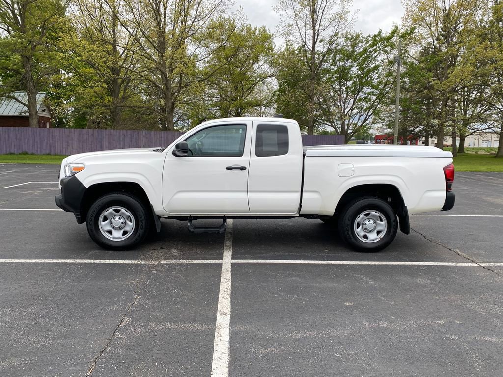 Used 2021 Toyota Tacoma SR RWD image 4