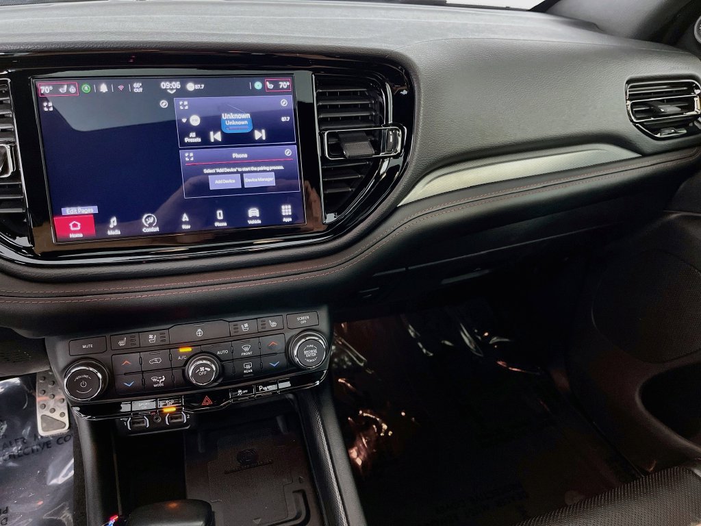 Used 2021 Dodge Durango R/T w/ Blacktop Package AWD/4WD image 22