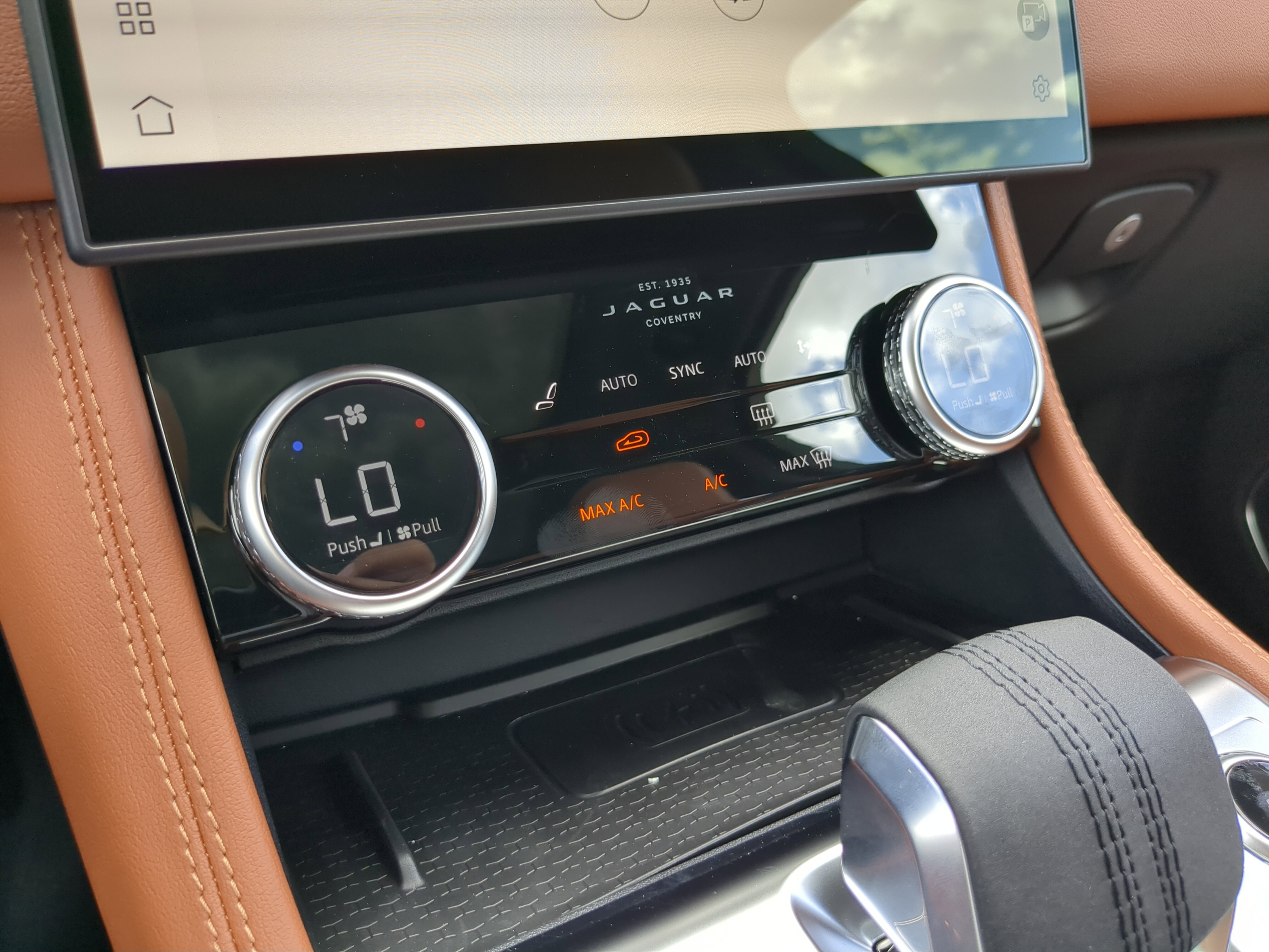 New 2026 Jaguar F-PACE R-Dynamic S image 23