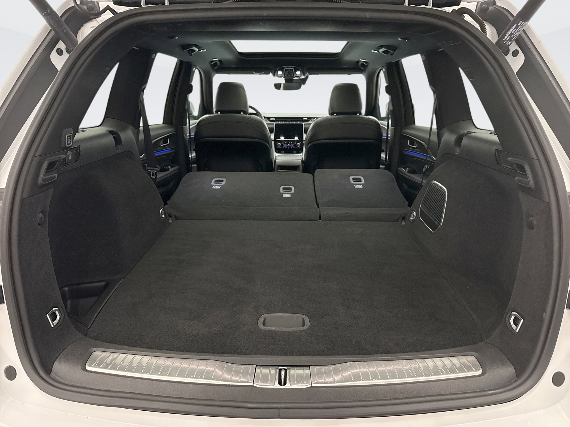 Used 2022 Jeep Grand Cherokee Overland image 24