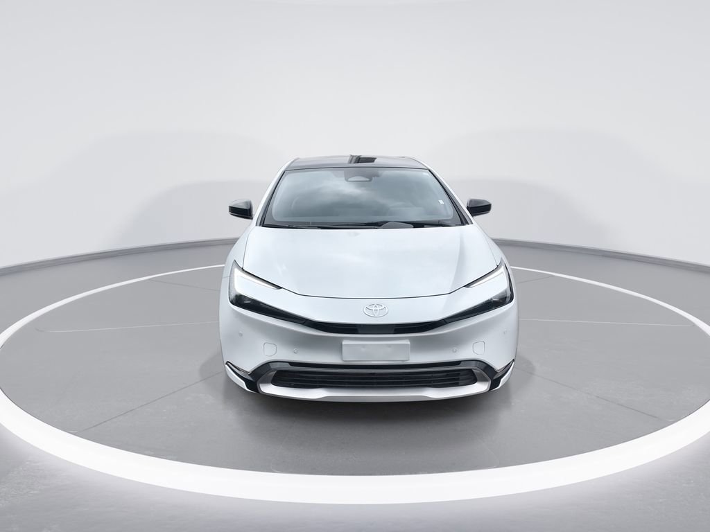 Used 2024 Toyota Prius Prime Premium w/ Advanced Technology Package image 3