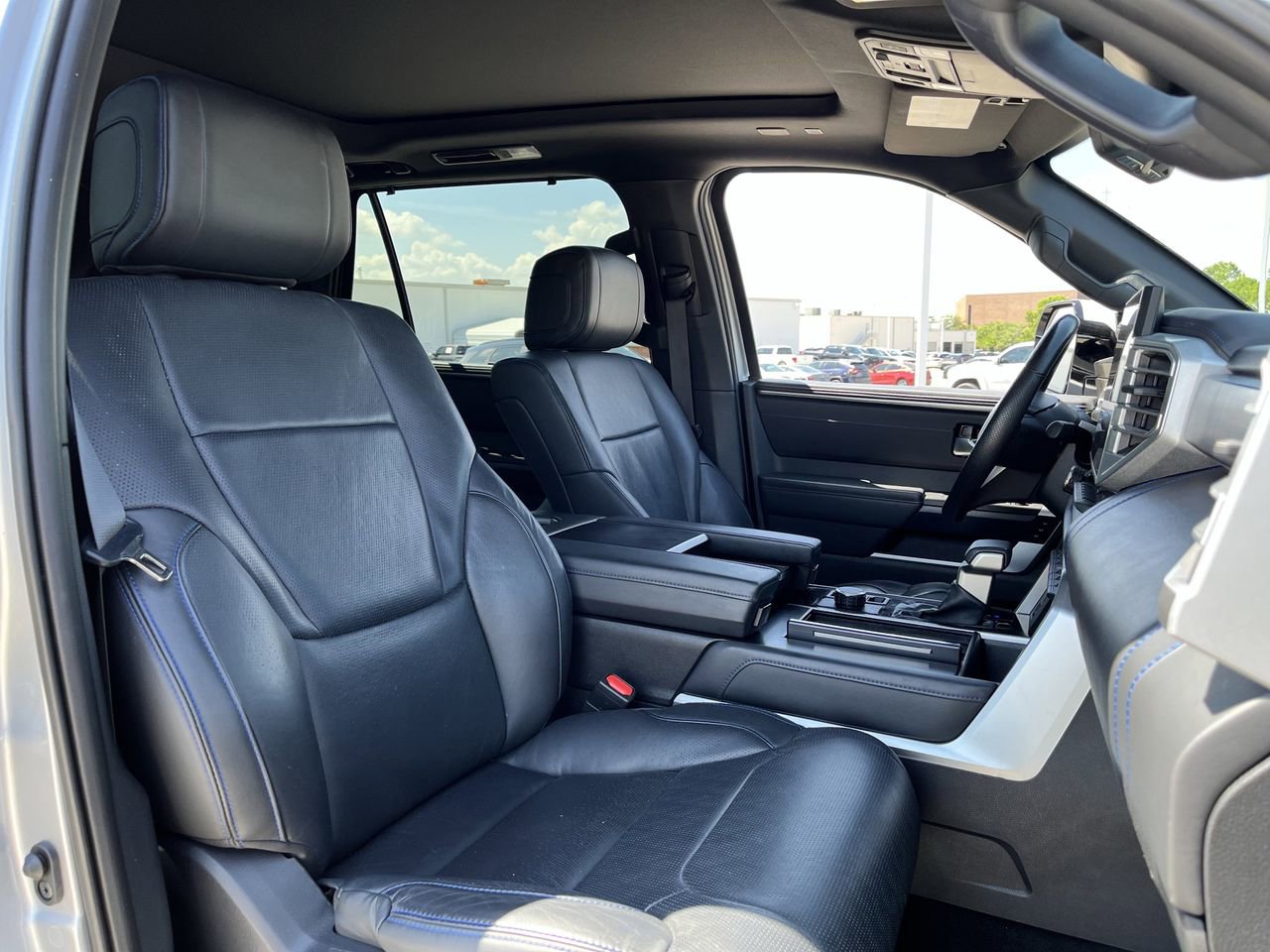 Used 2024 Toyota Sequoia Platinum AWD/4WD image 25