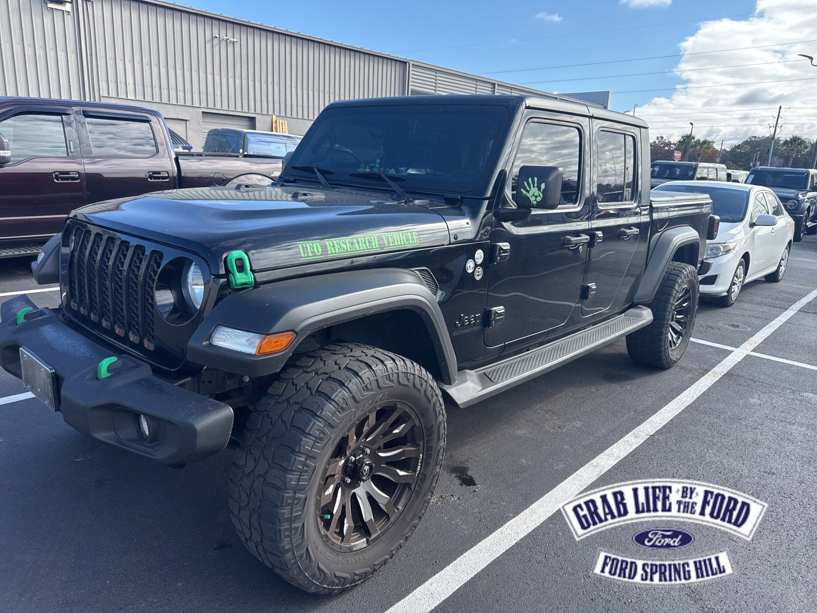 Used 2020 Jeep Gladiator Sport w/ Quick Order Package 24S image 1