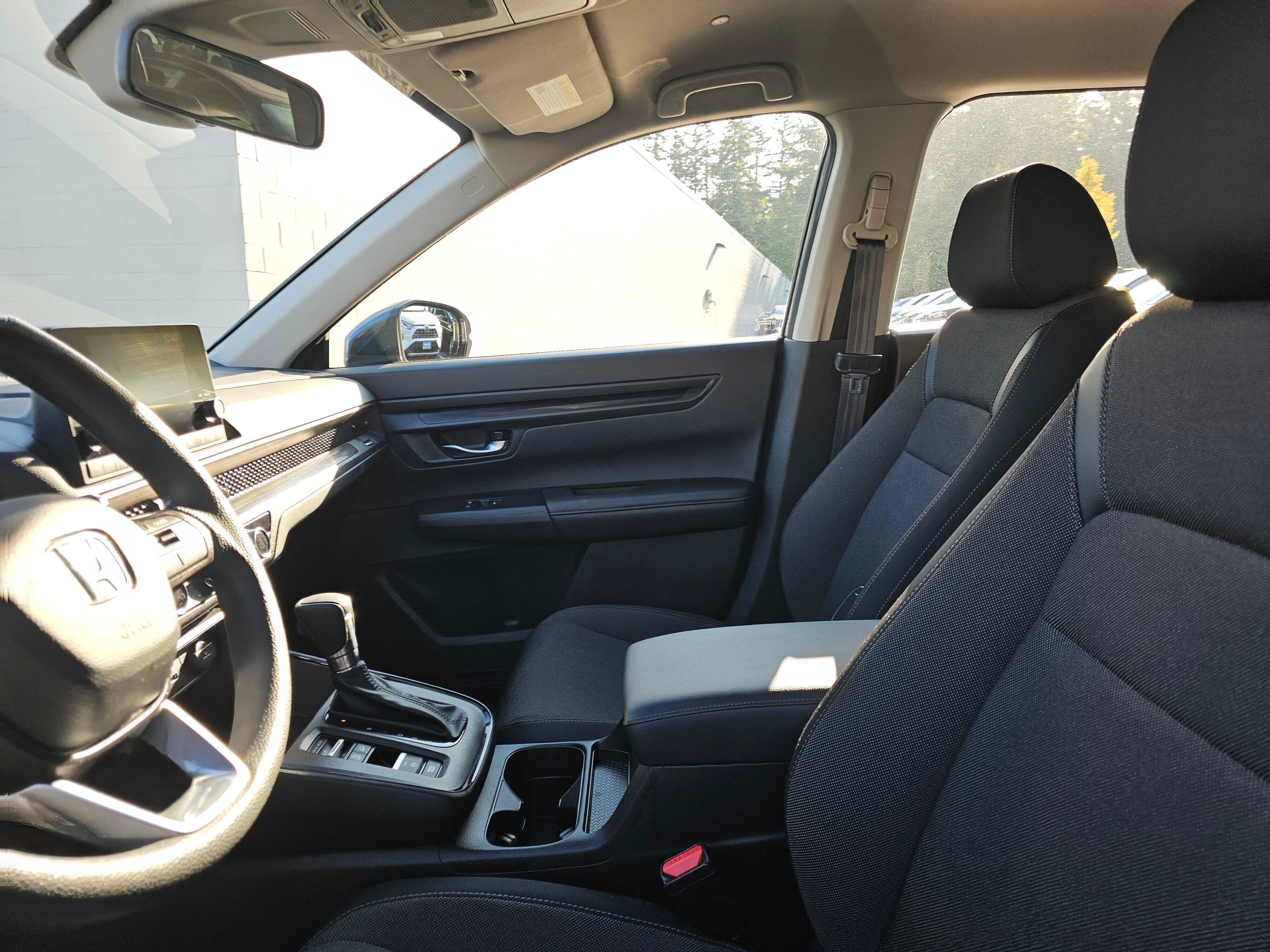 Used 2024 Honda CR-V LX image 23