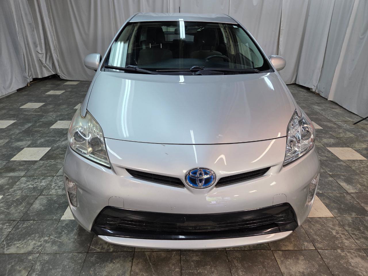 Used 2013 Toyota Prius Two FWD image 3
