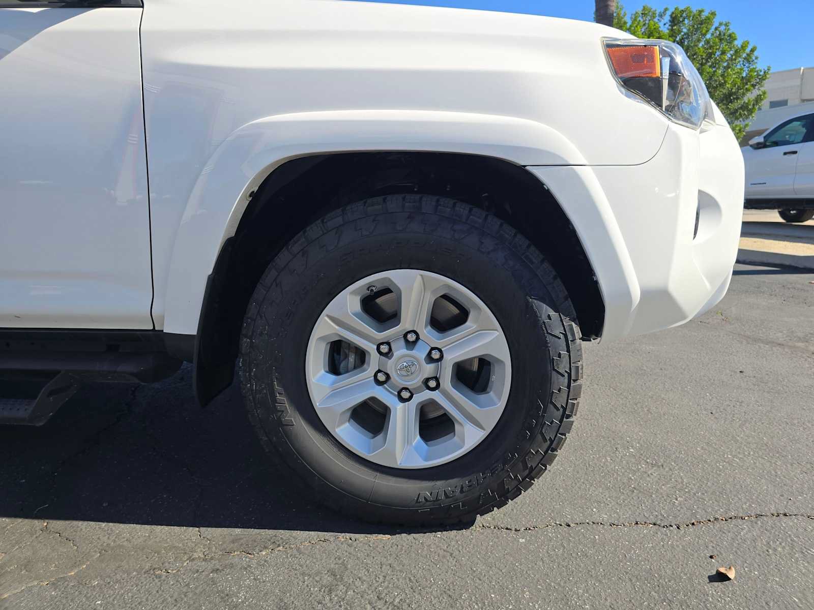 Certified 2019 Toyota 4Runner SR5 RWD image 9