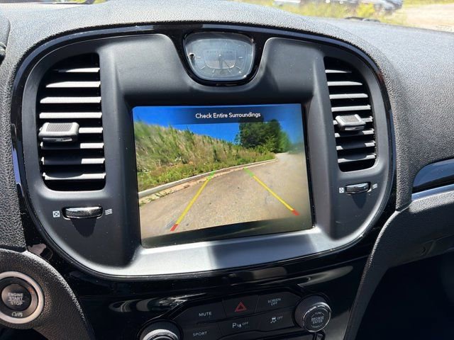 Used 2021 Chrysler 300 S w/ Comfort Group RWD image 29