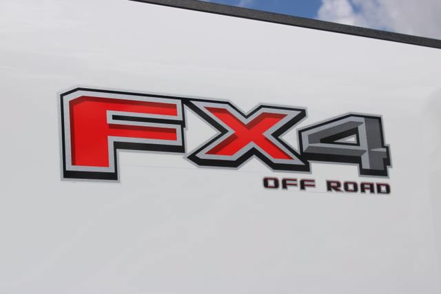 Used 2025 Ford F250 XL w/ XL Off-Road Package AWD/4WD image 19