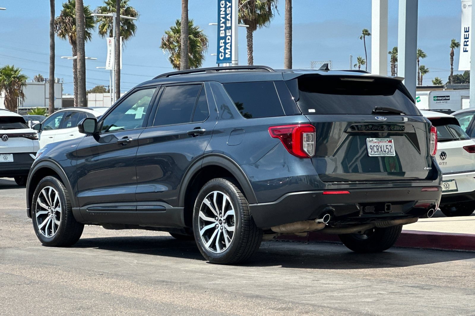Used 2022 Ford Explorer ST-Line w/ Class IV Trailer Tow Package AWD/4WD image 6