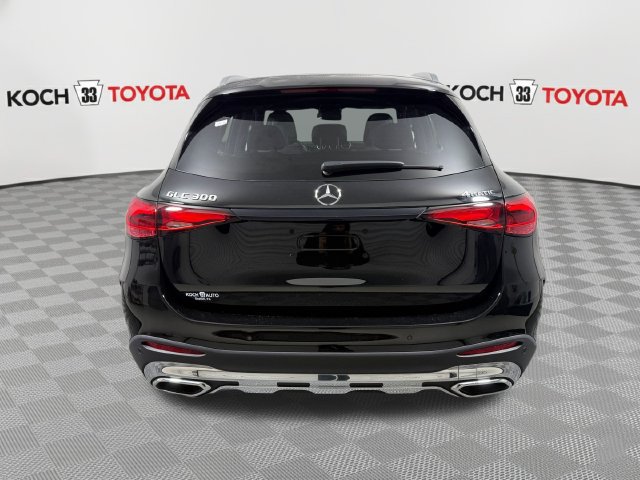 Used 2025 Mercedes-Benz GLC 300 4MATIC image 7