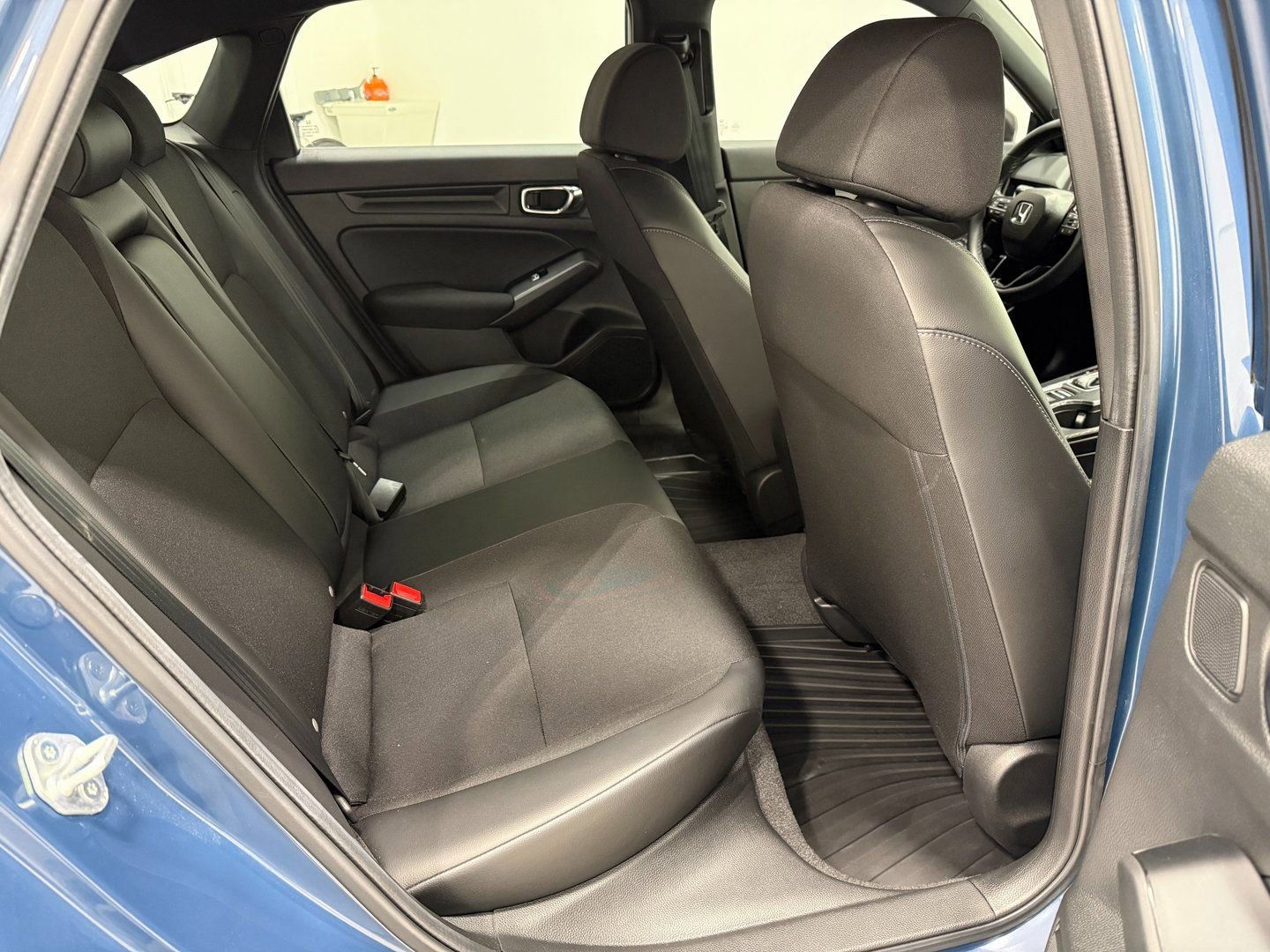 Used 2025 Honda Civic Sport image 33