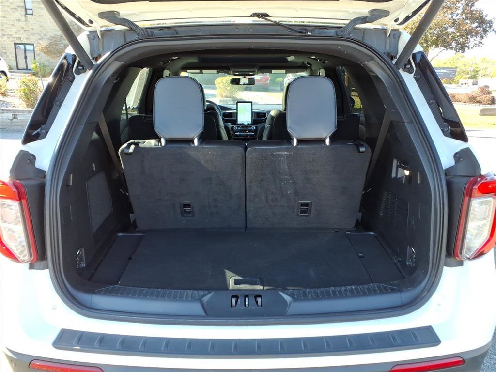Used 2022 Ford Explorer ST w/ Equipment Group 401A image 9