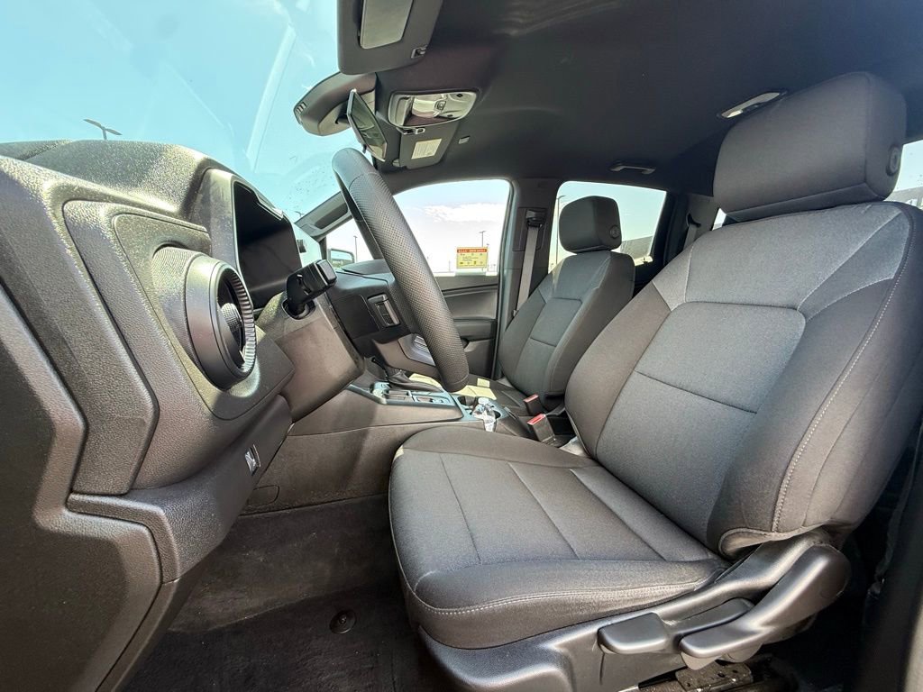 Used 2024 Chevrolet Colorado W/T RWD image 21