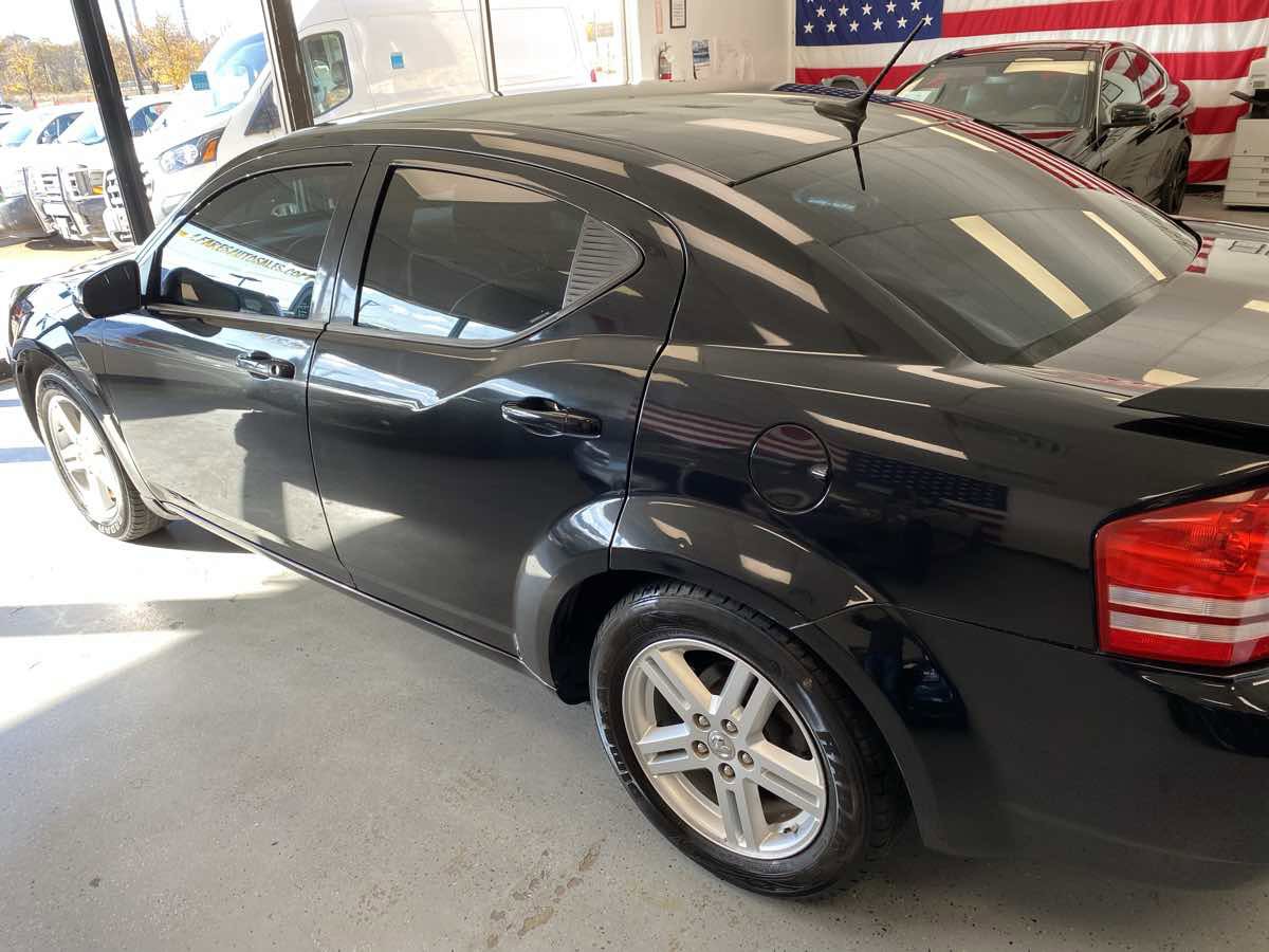 Used 2010 Dodge Avenger R/T w/ Premium Convenience Group image 5
