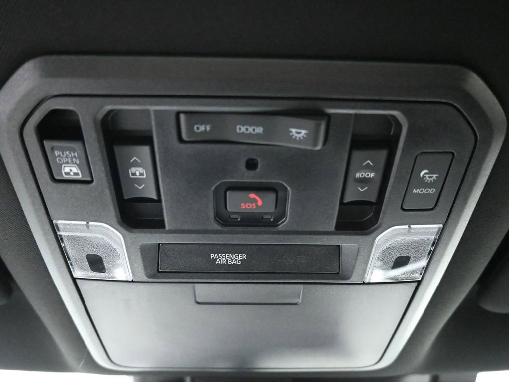 Used 2025 Toyota Tundra Platinum image 28