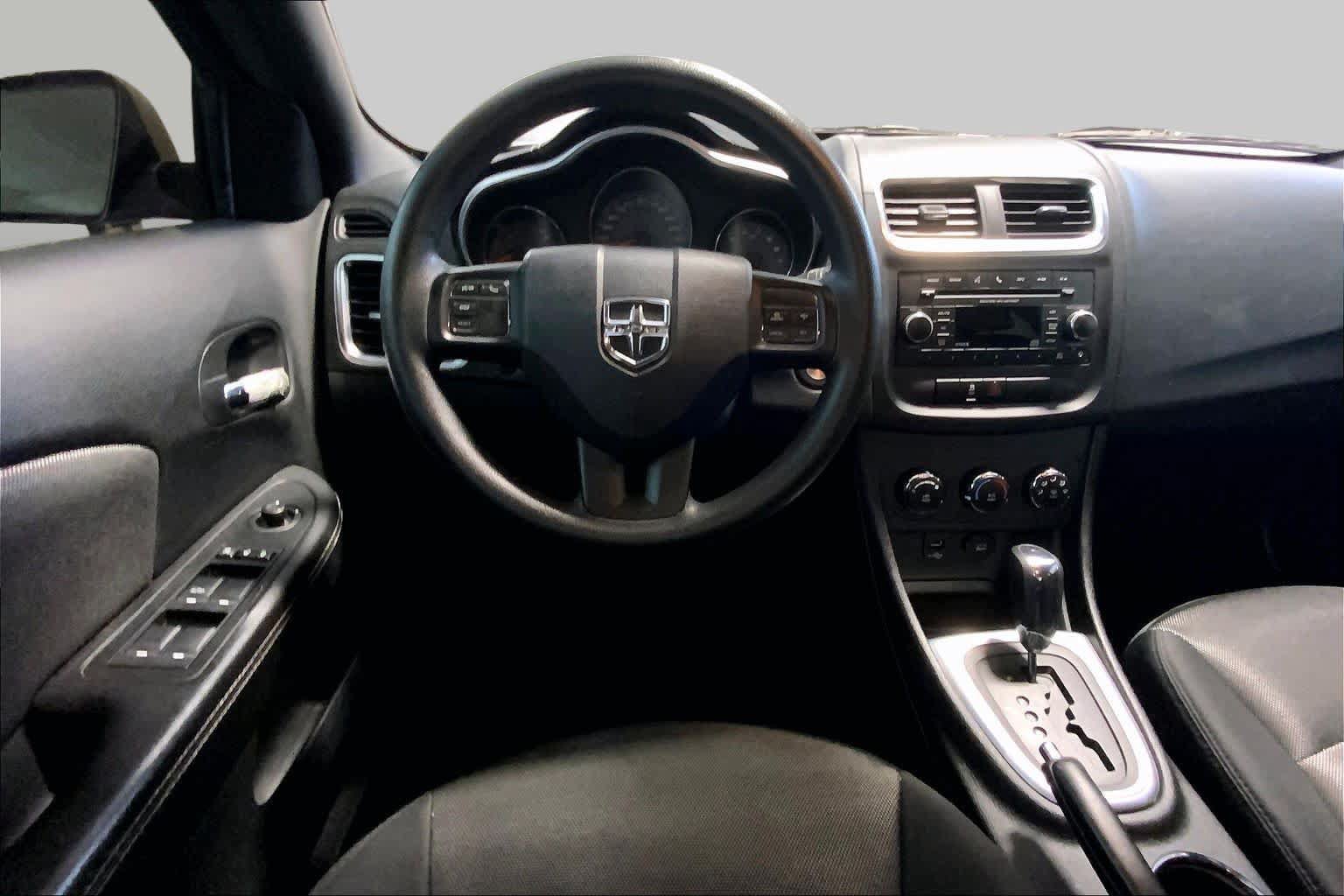 Used 2013 Dodge Avenger SE FWD image 5