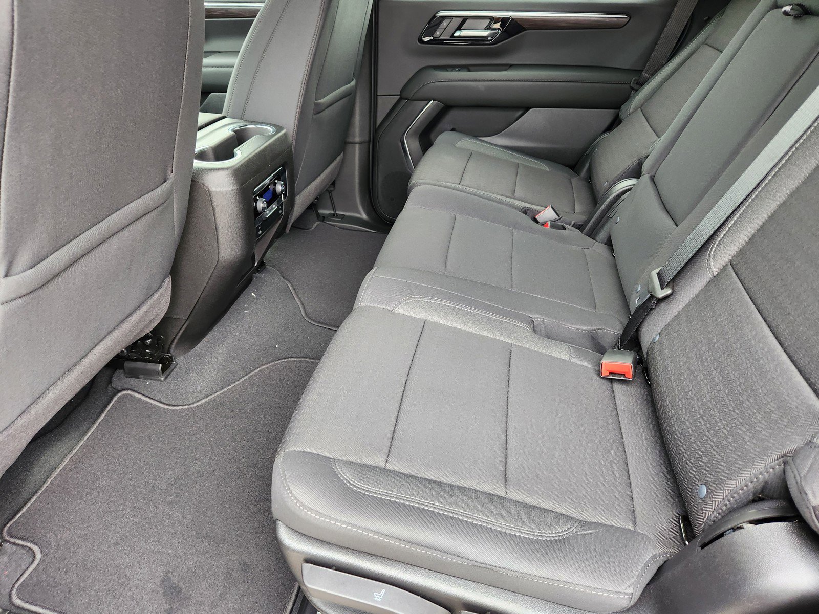 New 2026 Chevrolet Tahoe LS RWD image 20