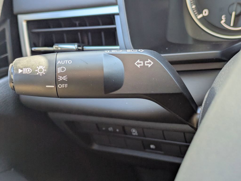 New 2026 Mitsubishi Outlander ES image 26