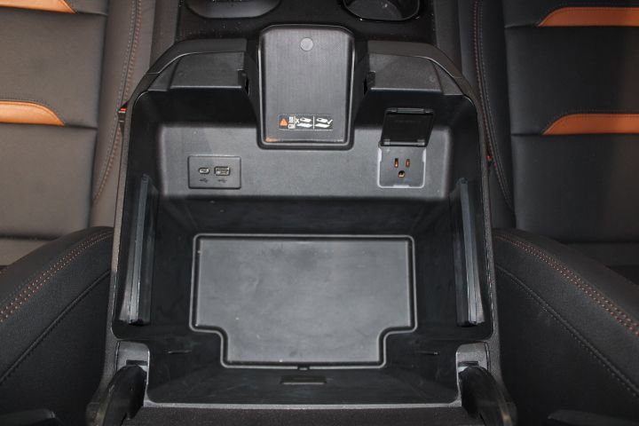 Used 2024 GMC Sierra 1500 AT4 w/ Technology Package image 35