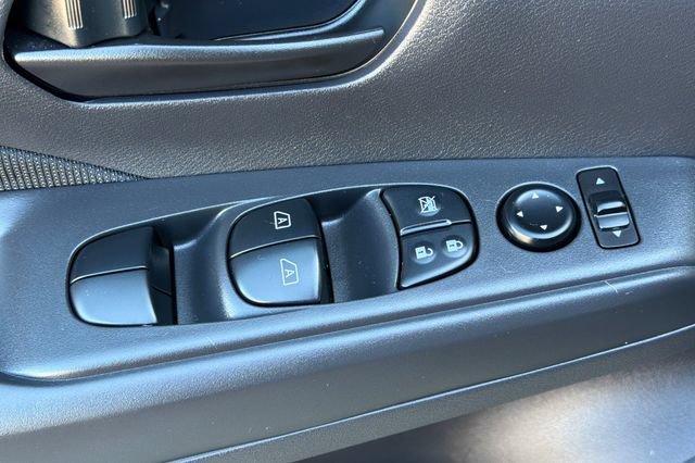 Certified 2025 Nissan Kicks Play S FWD image 12