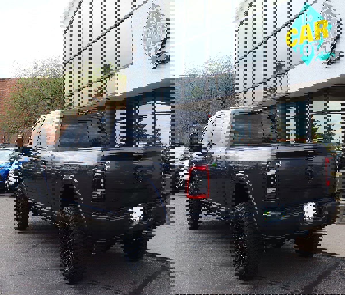 Used 2024 RAM 2500 Limited image 12