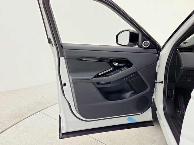 New 2025 Land Rover Range Rover Evoque S image 27