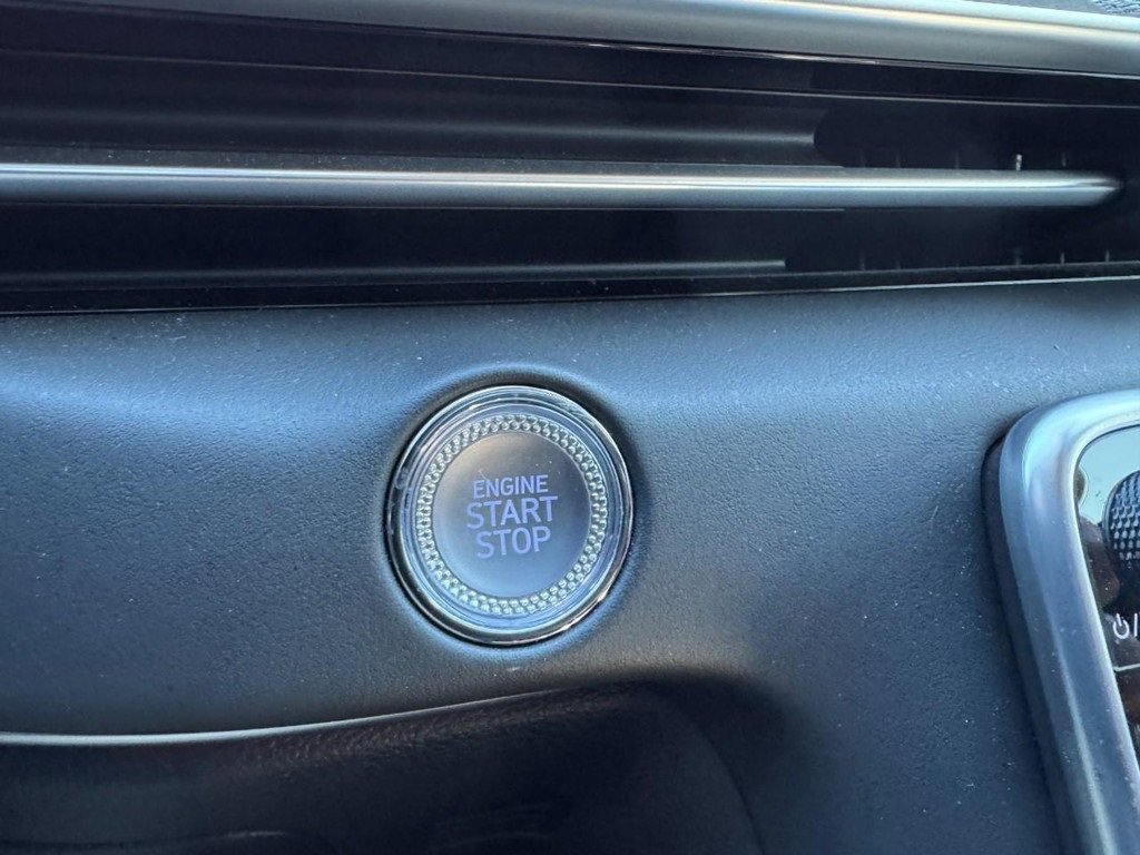 Certified 2025 Genesis GV80 3.5T Advanced image 24