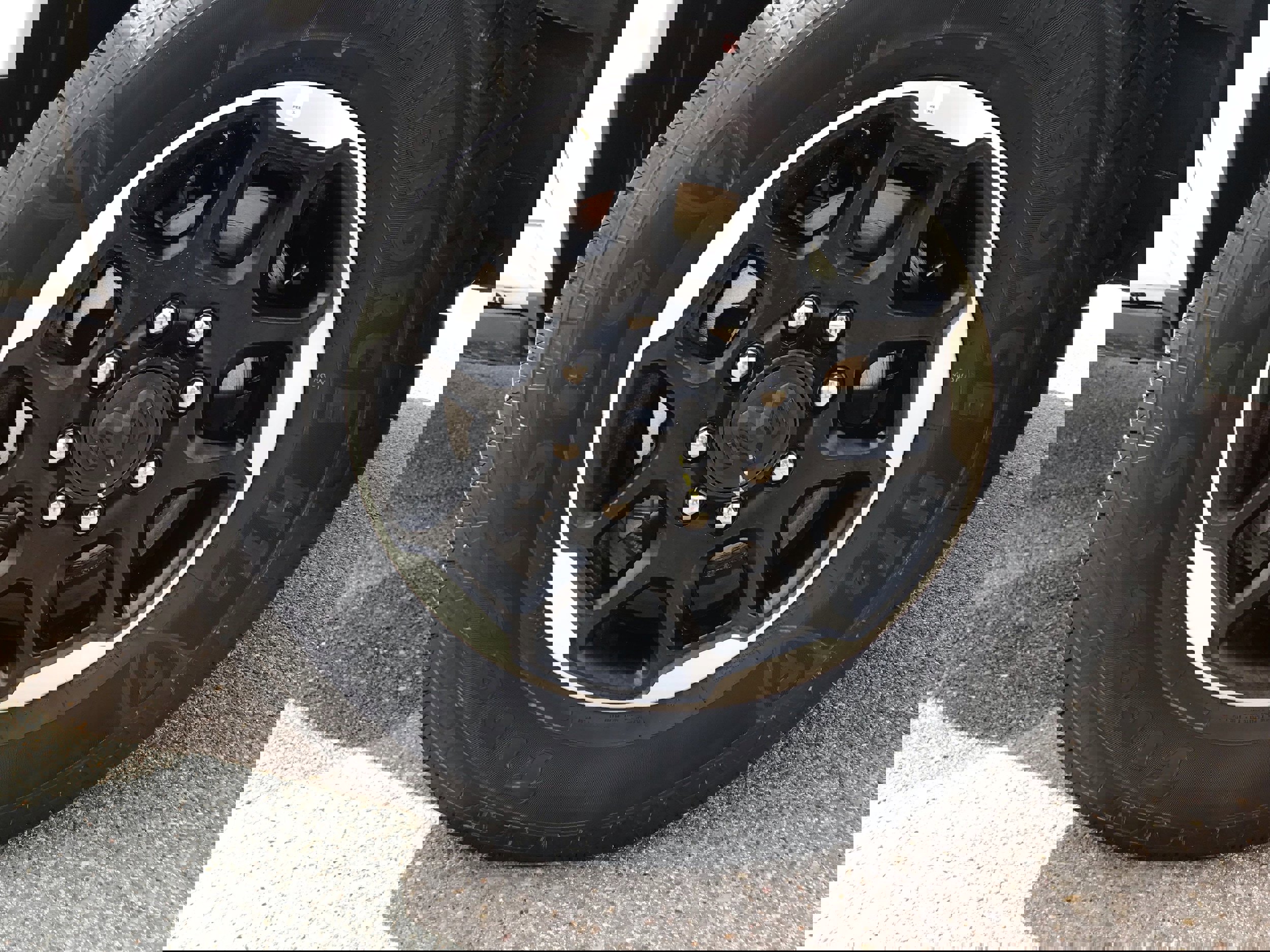 New 2025 RAM 2500 Laramie image 12