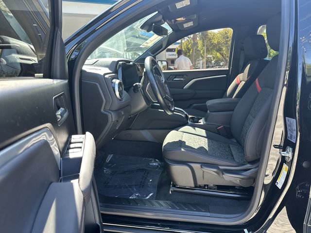 Used 2024 Chevrolet Colorado Z71 w/ Advanced Trailering Package AWD/4WD image 22