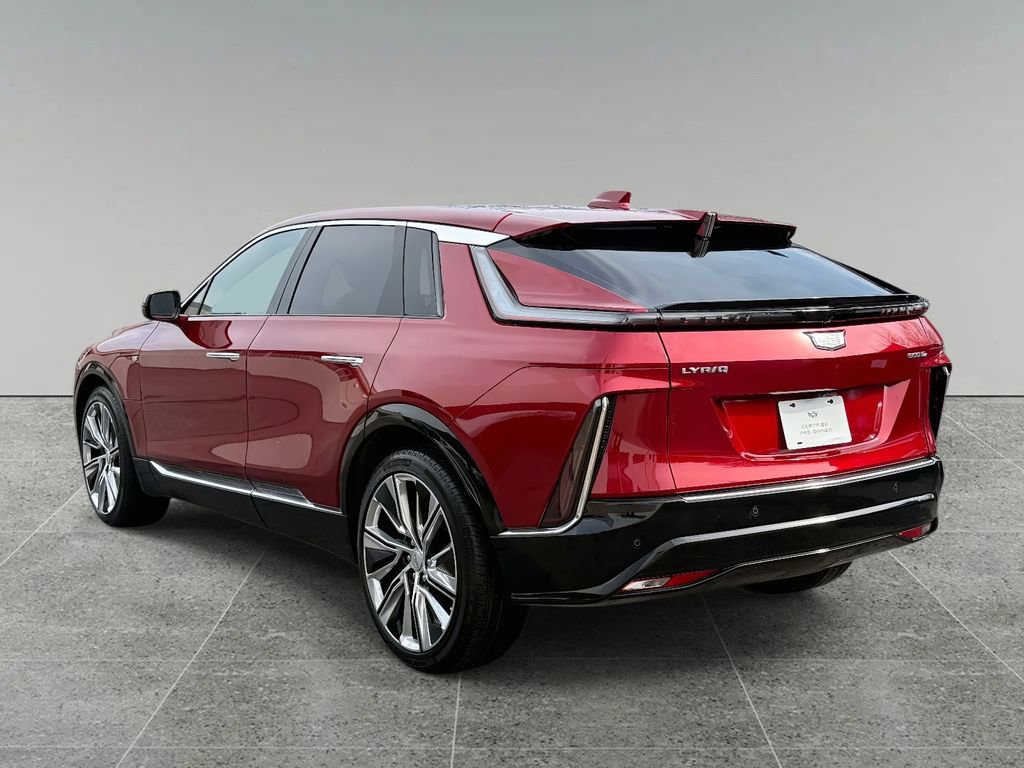 Used 2024 Cadillac Lyriq Luxury w/ LPO, Floor Liner Package image 13