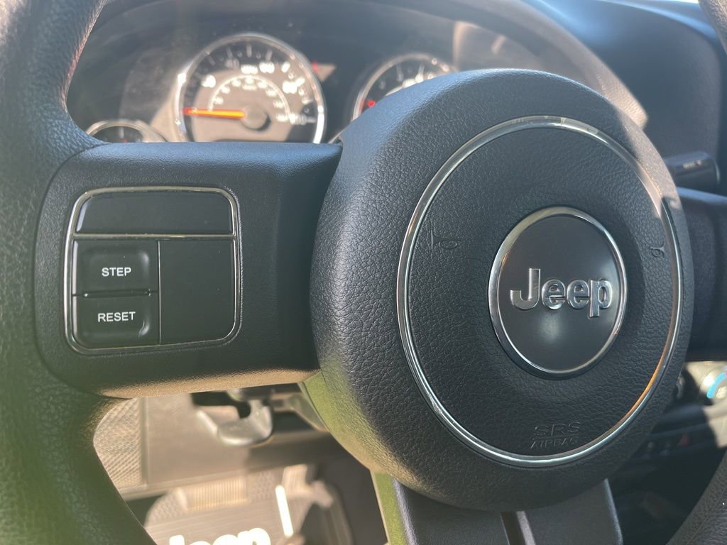 Used 2013 Jeep Wrangler Sport image 13