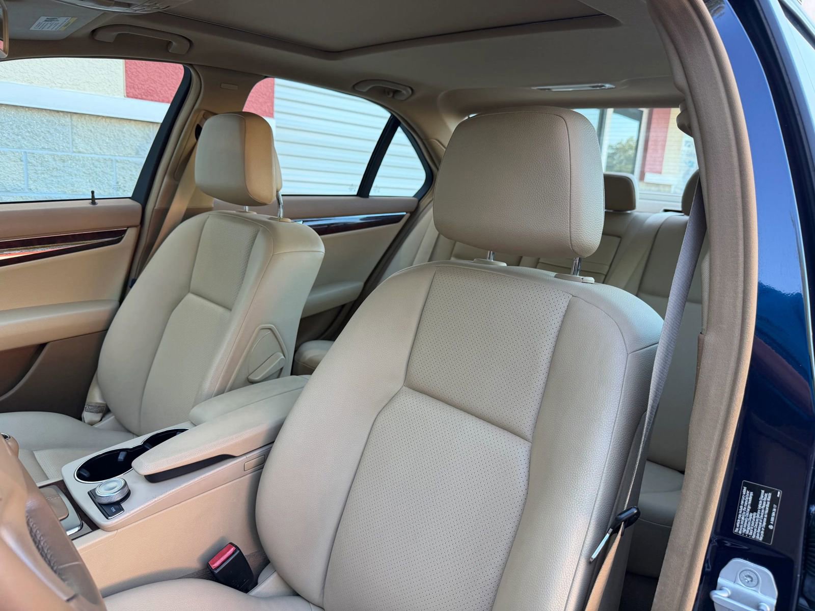 Used 2008 Mercedes-Benz C 300 Sedan image 48