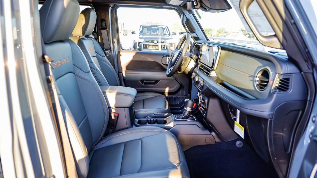 New 2026 Jeep Gladiator Mojave AWD/4WD image 21