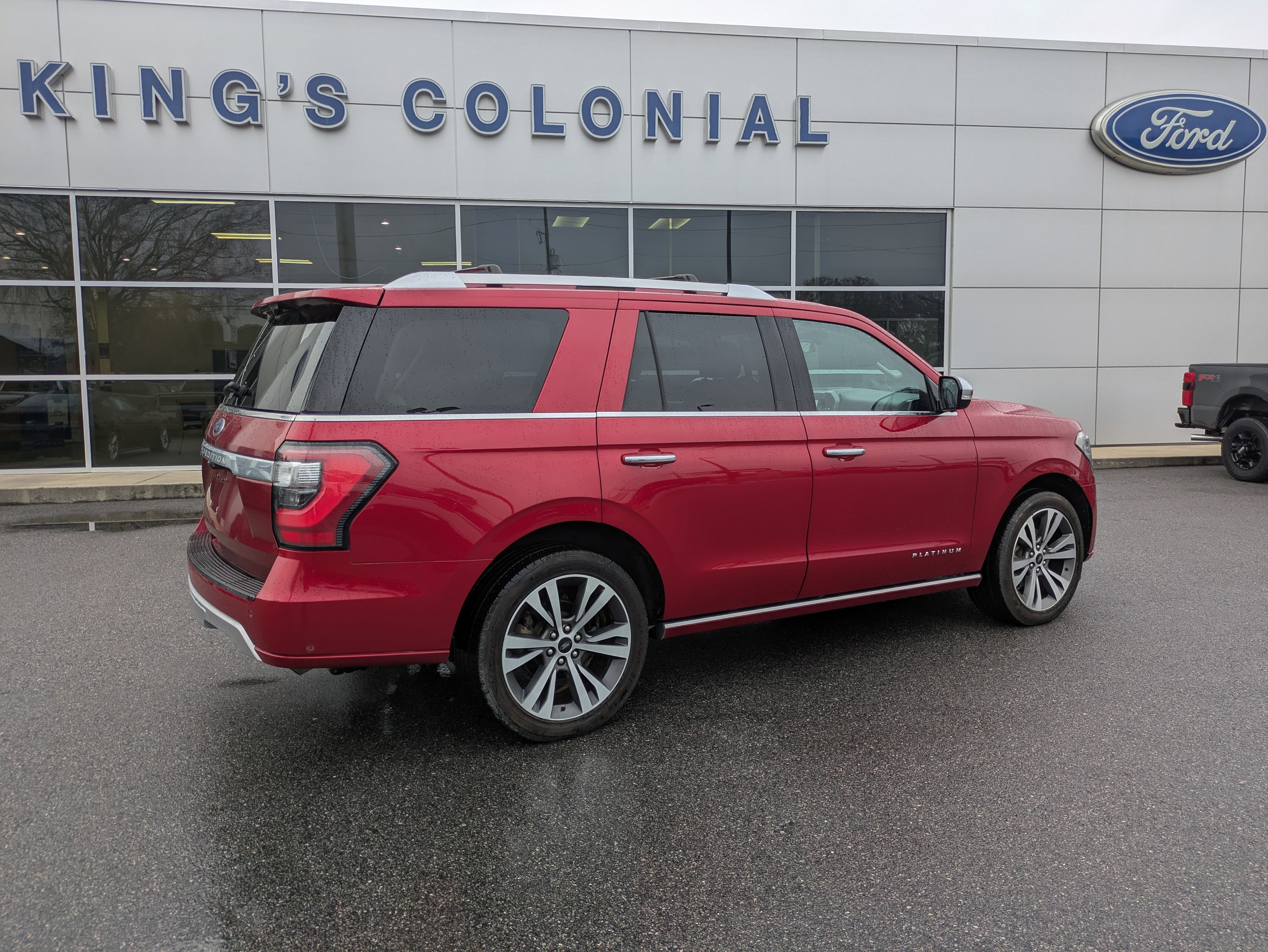 Used 2020 Ford Expedition Platinum image 4