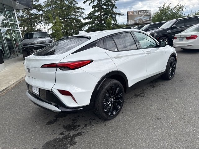 New 2025 Buick Envista Sport Touring image 4