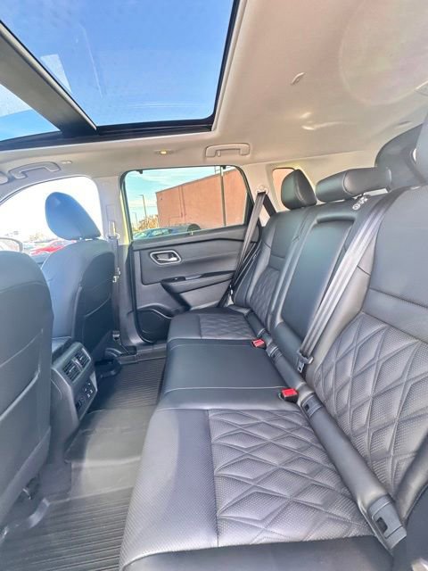 Certified 2024 Nissan Rogue Platinum w/ Platinum Premium Package image 30