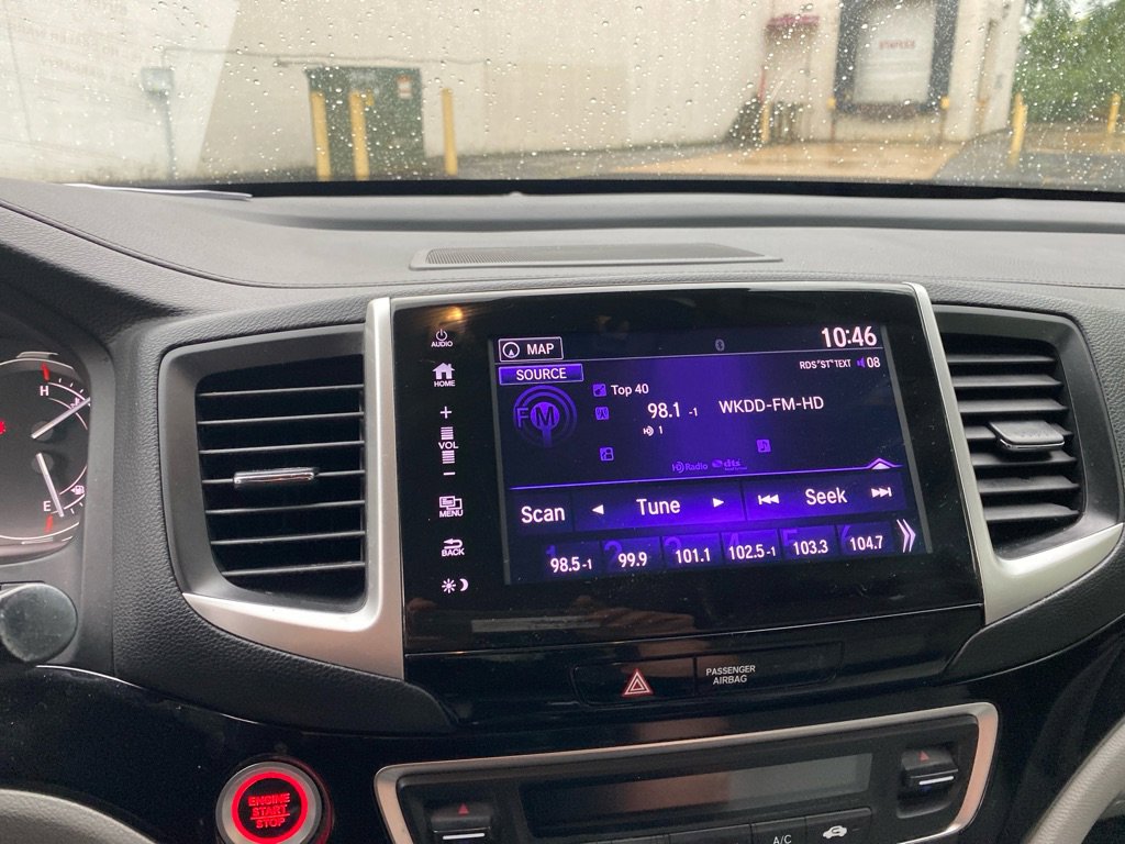 Used 2017 Honda Pilot Elite image 15