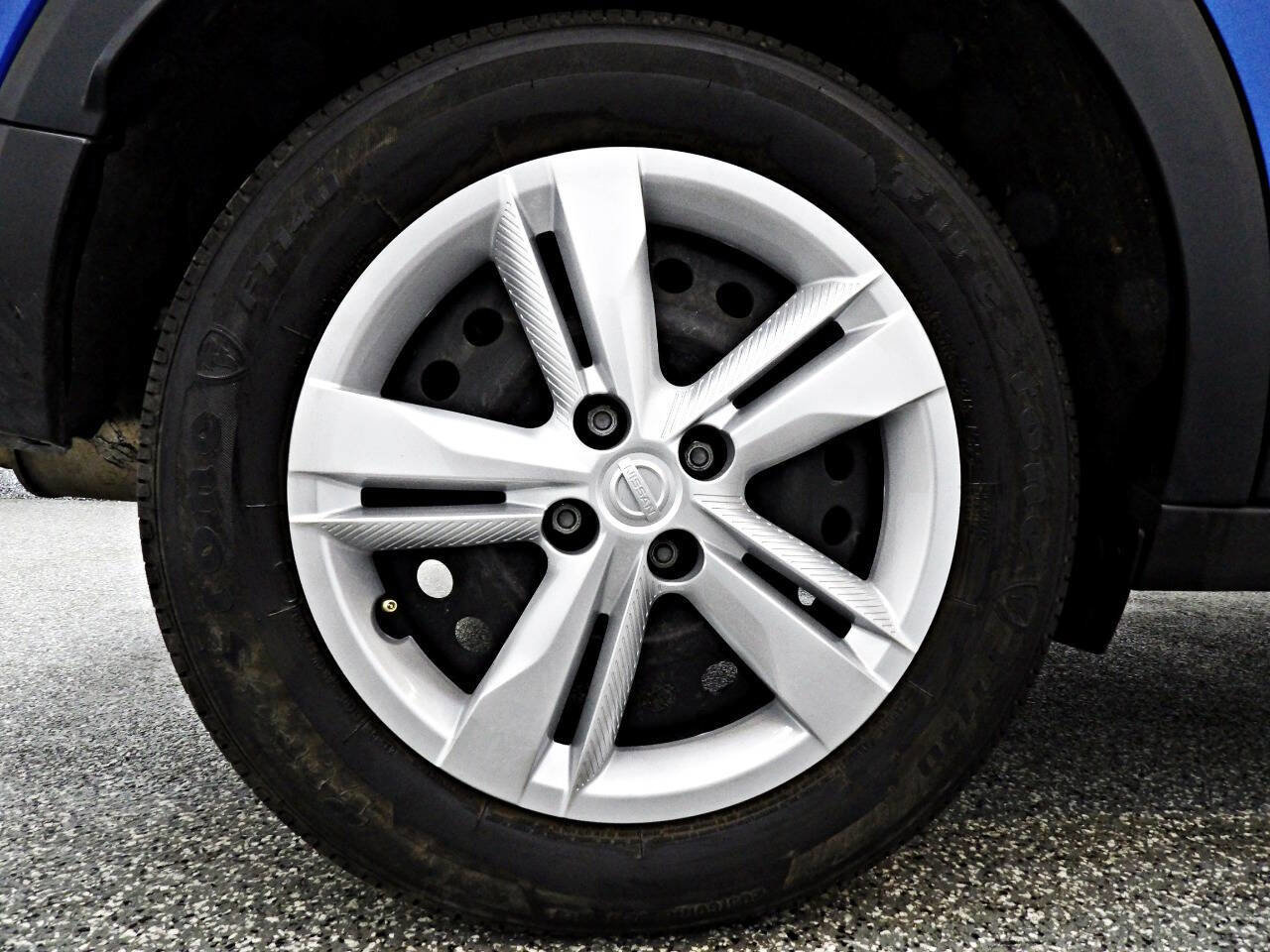 Used 2024 Nissan Kicks S image 20