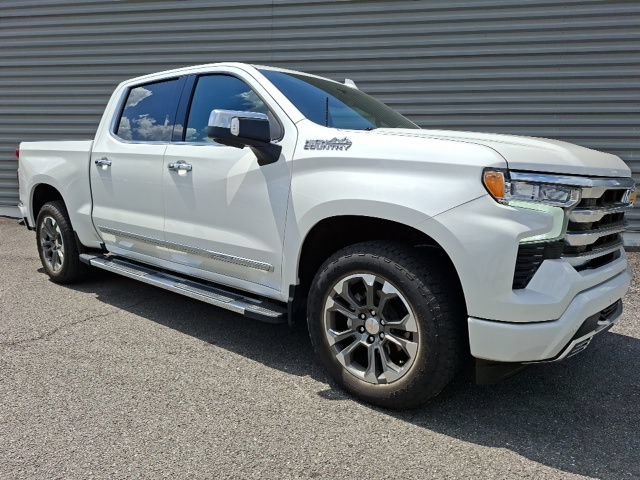 Used 2025 Chevrolet Silverado 1500 High Country w/ Technology Package AWD/4WD image 1
