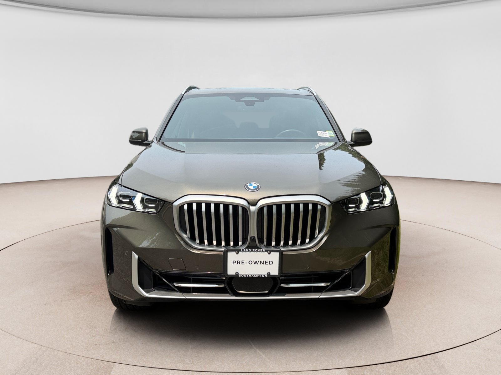 Used 2025 BMW X5 xDrive40i w/ Premium Package AWD/4WD image 8