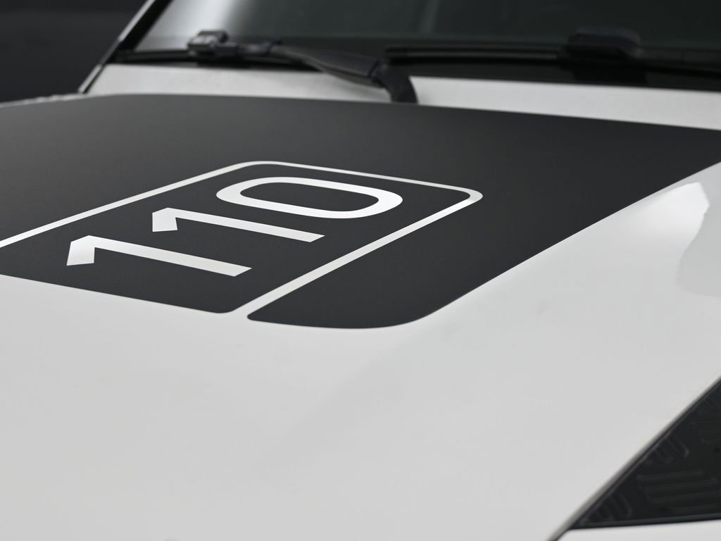 Used 2020 Land Rover Defender 110 HSE image 8