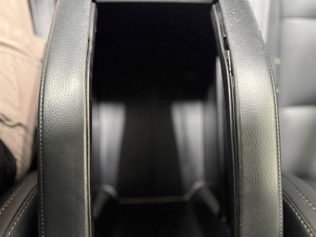 Used 2018 Toyota Highlander SE image 13