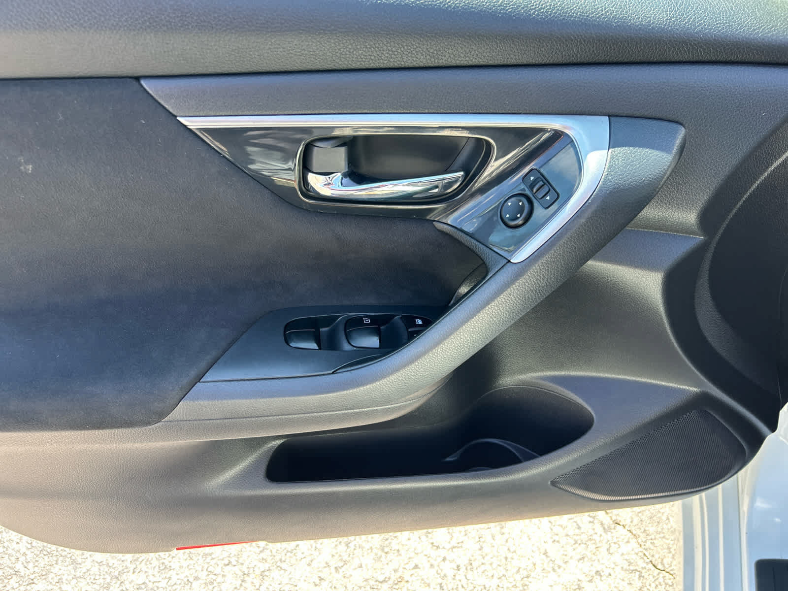 Used 2014 Nissan Altima 2.5 S FWD image 10