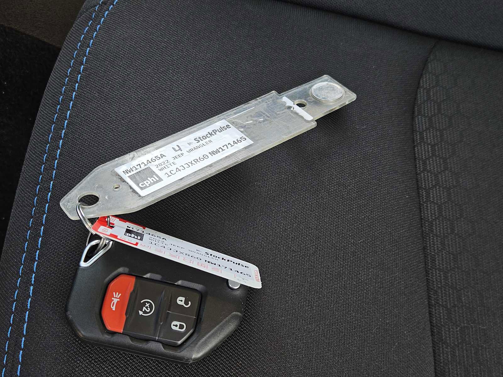 Used 2022 Jeep Wrangler Unlimited Rubicon 4xe w/ Steel Bumper Group image 31