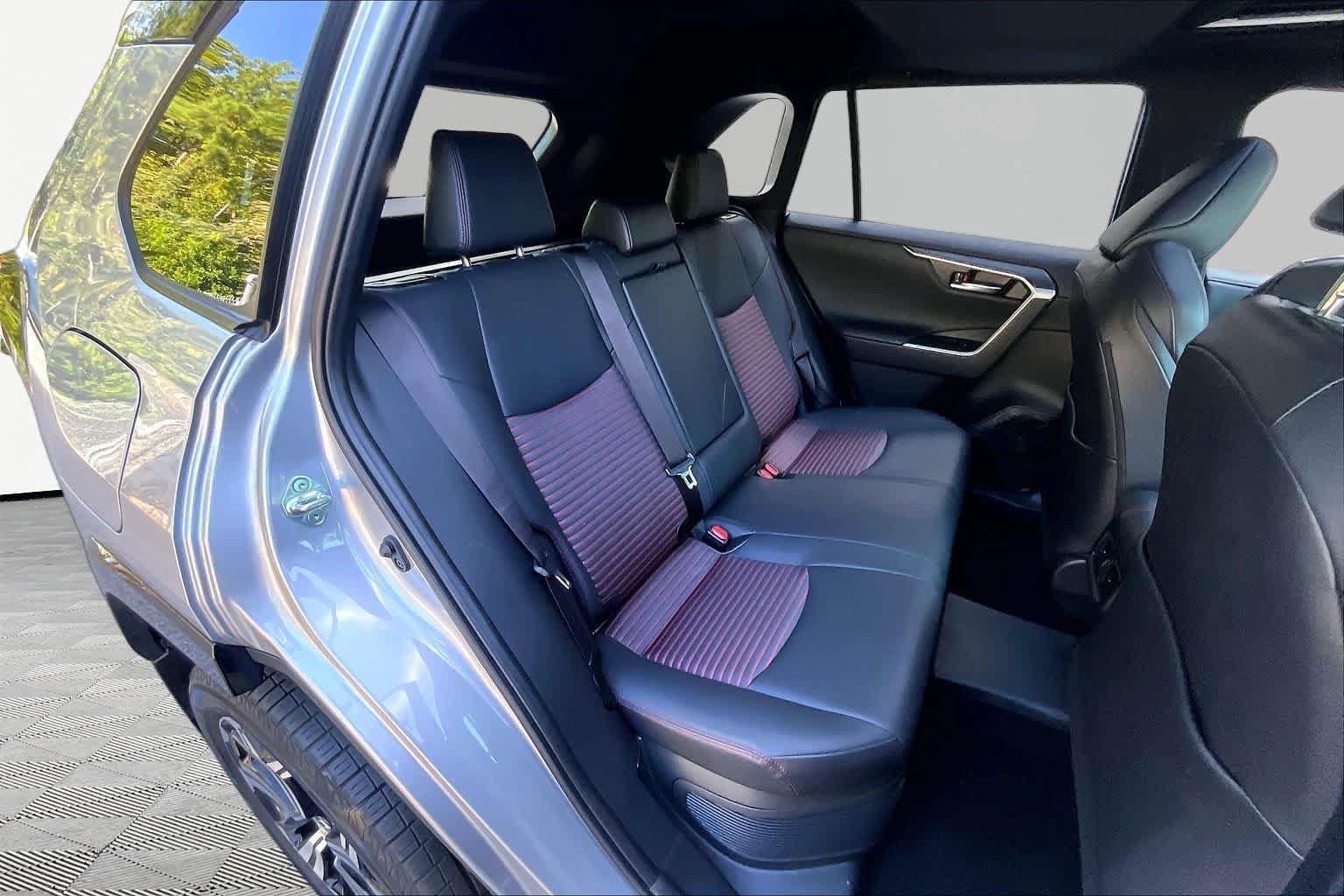 Used 2023 Toyota RAV4 XSE w/ Weather Package AWD/4WD image 20
