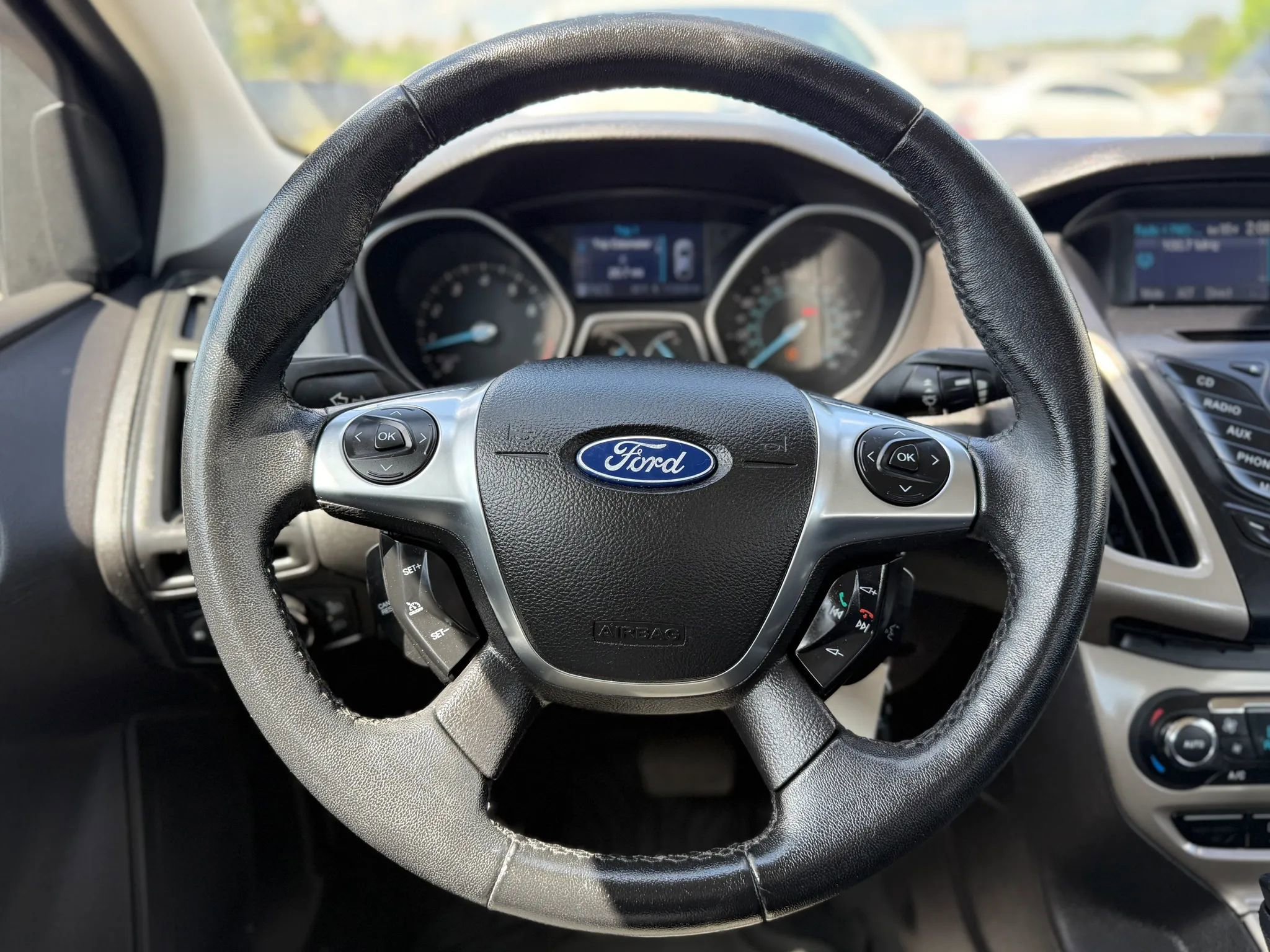Used 2012 Ford Focus SEL image 24