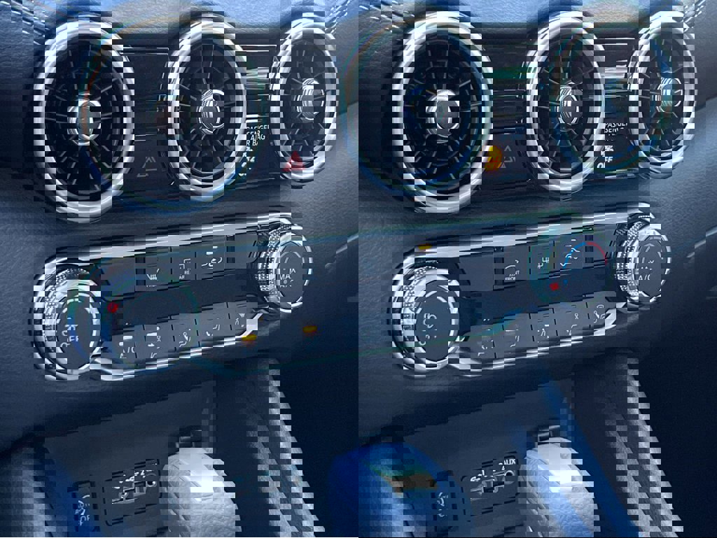 New 2025 Nissan Sentra SV w/ All-Weather Package image 23